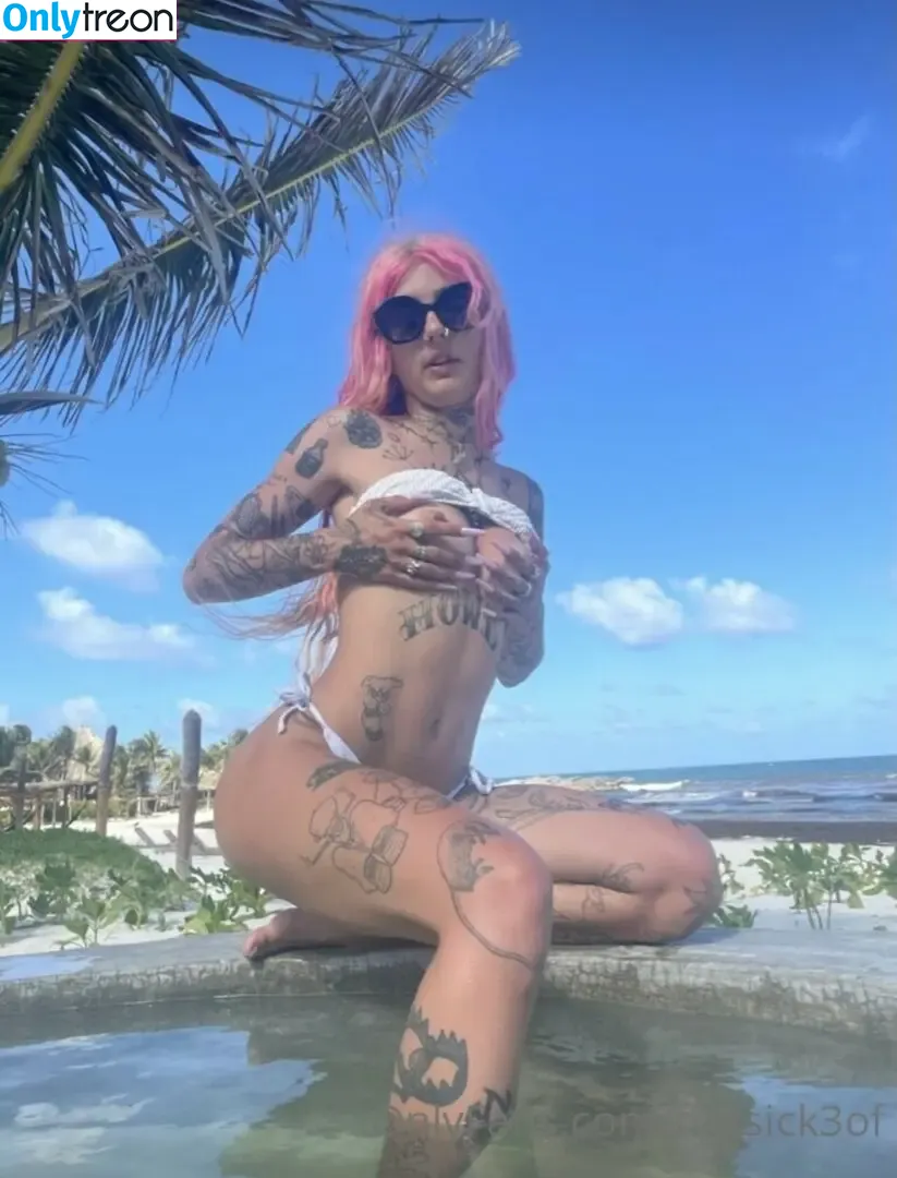 Notsick3 nude photo #0012 (Keaton Belle / supersick3)