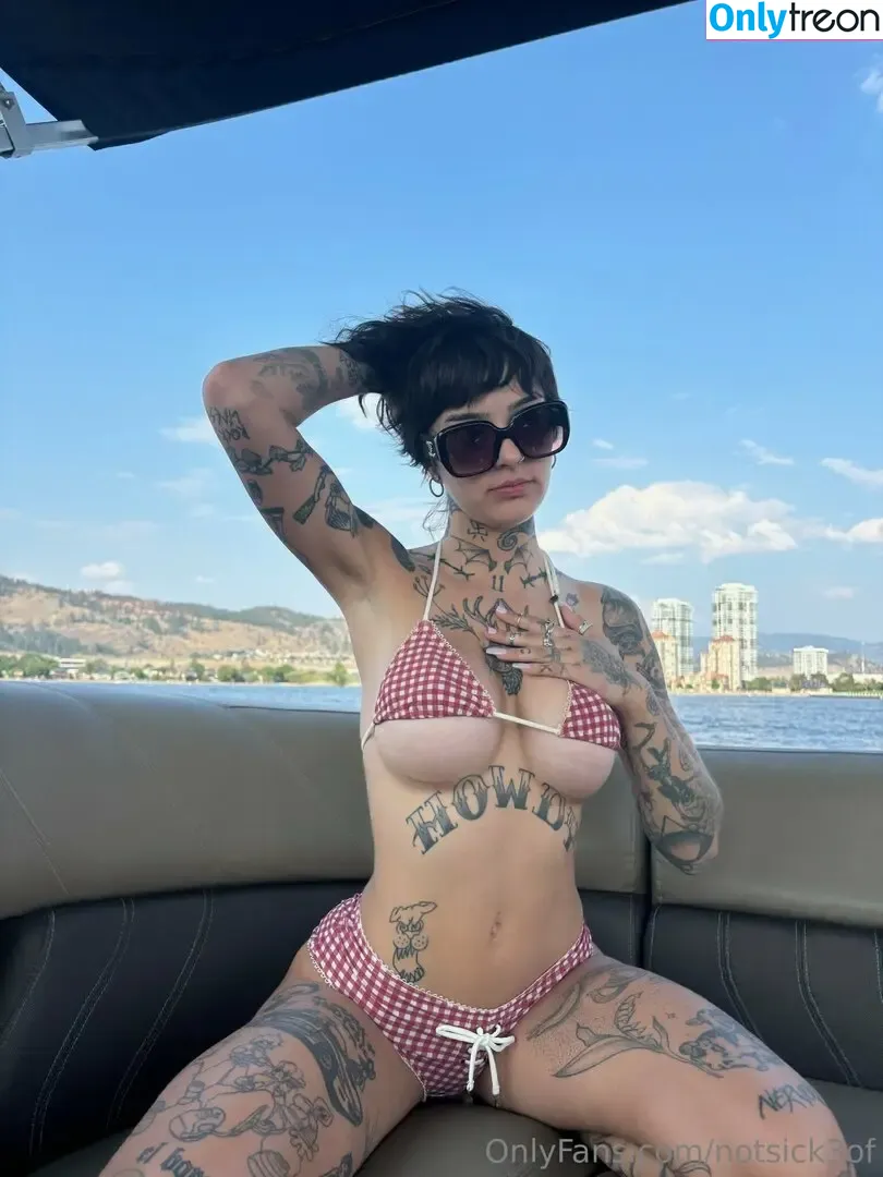 Notsick3 nude photo #0022 (Keaton Belle / supersick3)