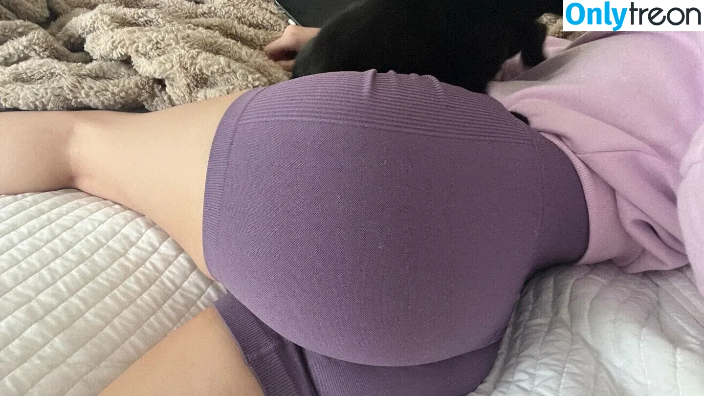 Novaleesi nude photo #0211 (Novaleesi)