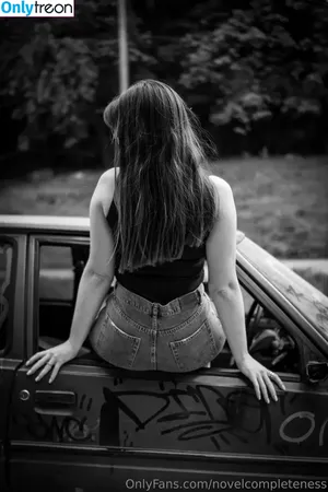 novelcompleteness / bookishsoull_ nude photo #0214