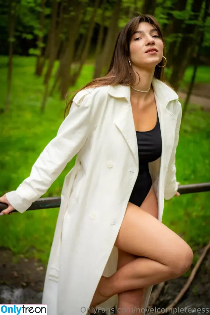 novelcompleteness nude photo #0217 (bookishsoull_)