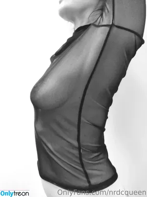 nrdcqueen / reniacrownedqueen nude photo #0015