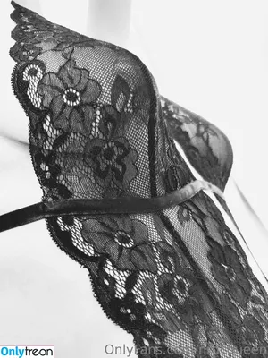 nrdcqueen / reniacrownedqueen nude photo #0018