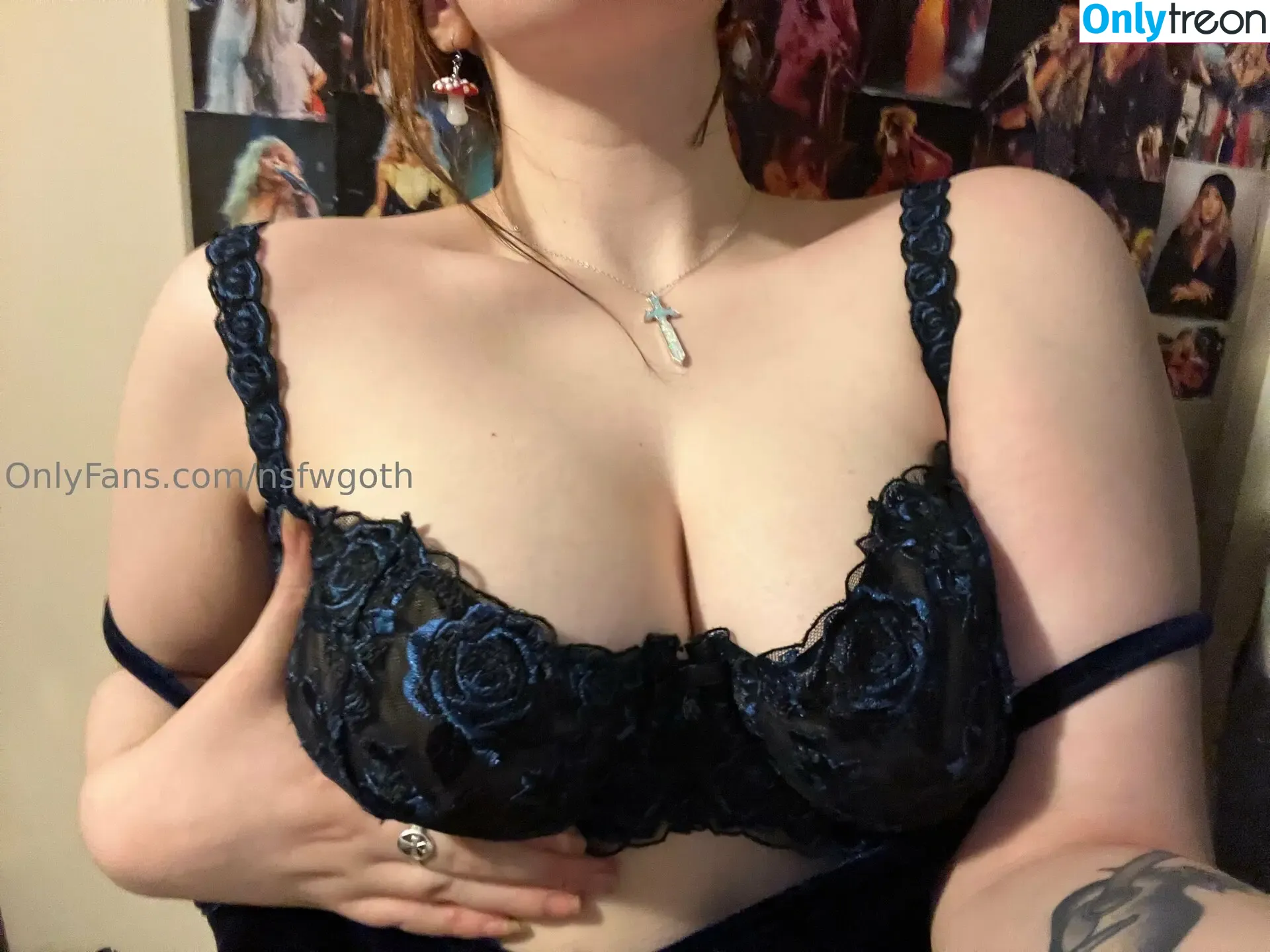 nsfwgoth nude photo #0136 (gothg0blin / nsfwgothicfurry)