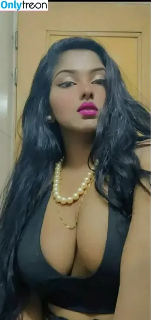 Nujhat Jehan / nujhatjehan_ nude photo #0002