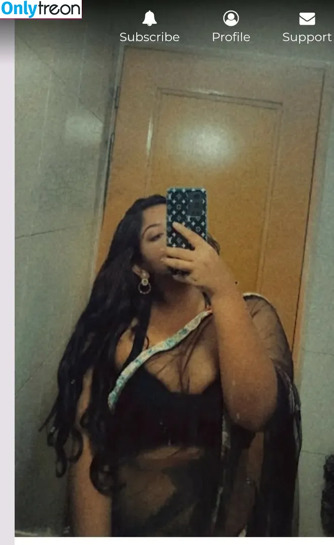 Nujhat Jehan nude photo #0003 (nujhatjehan_)