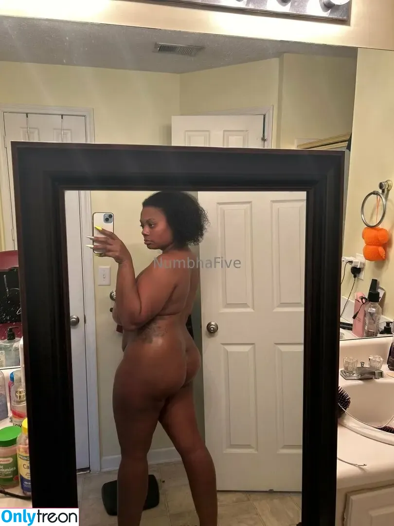 Numbhafive nude photo #0037 (Crystalmonique / Moniquebrownie / numbha.five)
