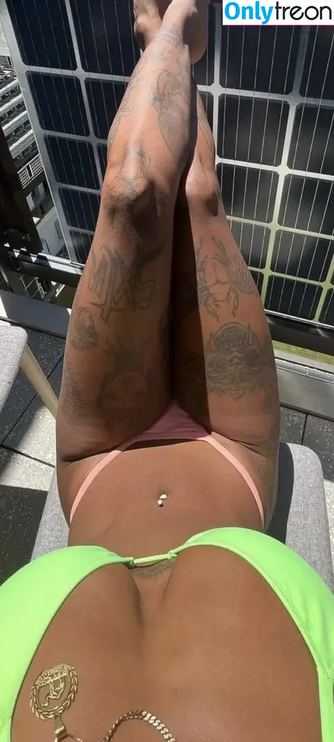 Nura Habib Omer nude photo #0162 (nura)