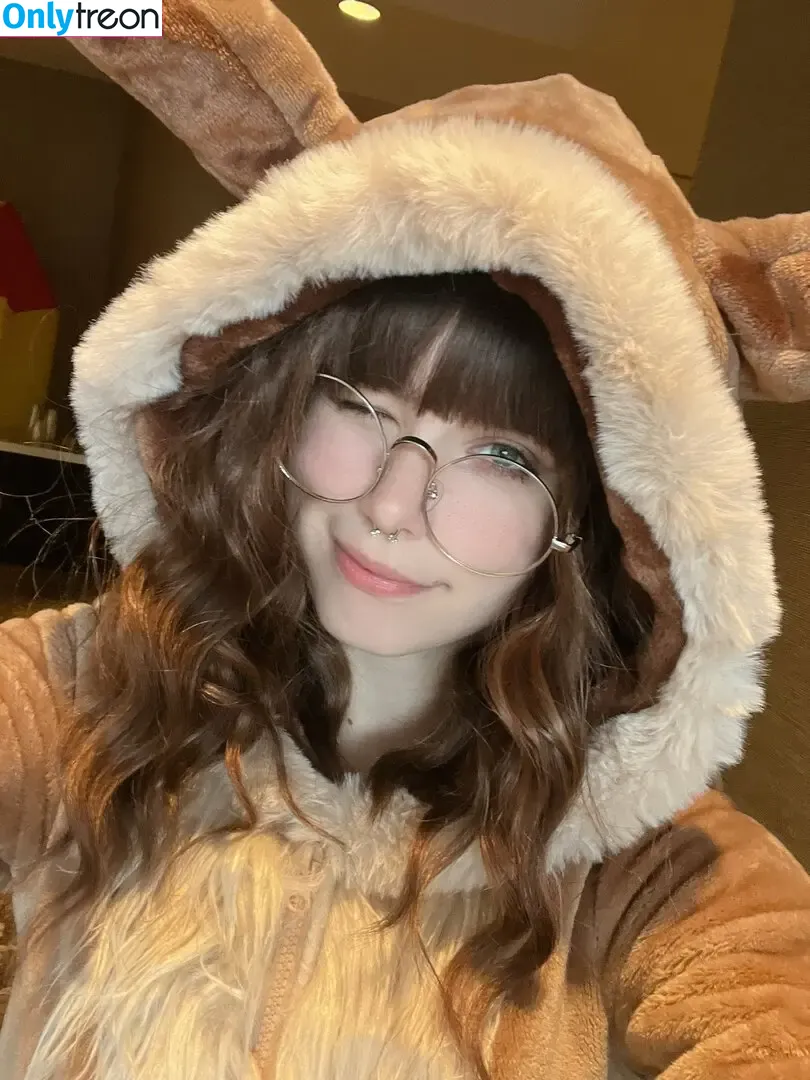 Nyannyancosplay nude photo #0029 (Nyannyancosplay)