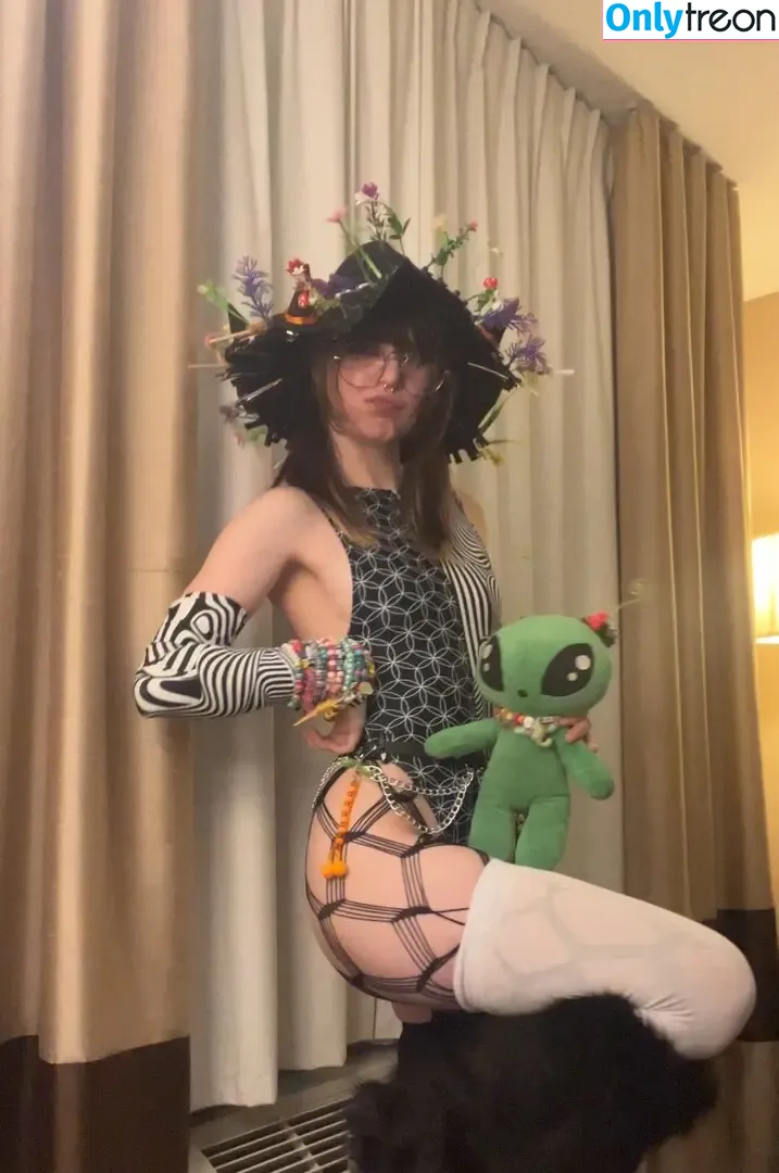 Nyannyancosplay nude photo #0031 (Nyannyancosplay)