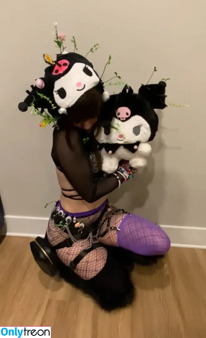 Nyannyancosplay nude photo #0043 (Nyannyancosplay)