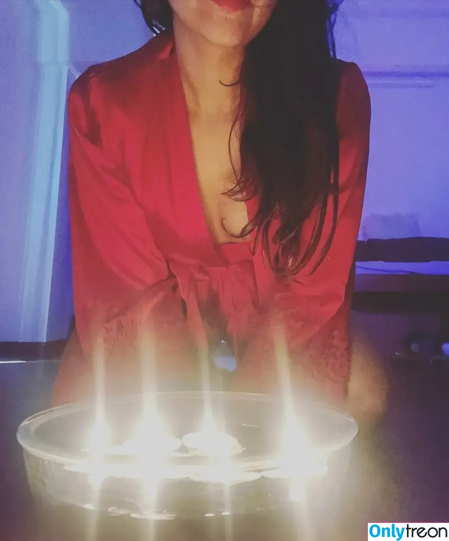 nylaahh nude photo #0009 (nylaahhh / nylah / sinderella.ny)