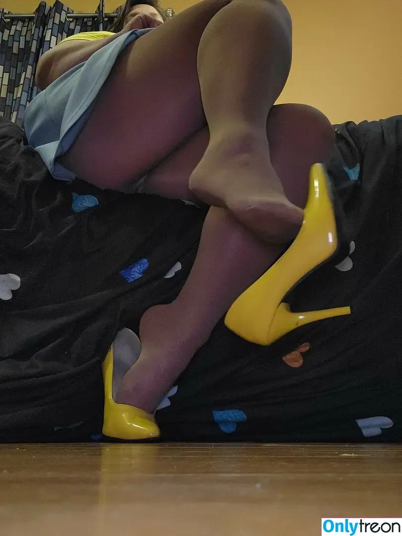 Nylonsandsocks nude photo #0329 (nylon_and_socks)