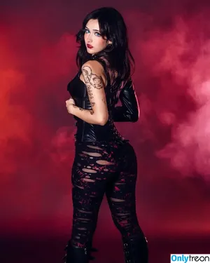 Nyukix / nyukix_ / omgcosplay nude photo #0300
