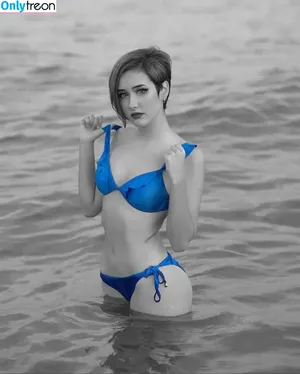 Nyukix / nyukix_ / omgcosplay nude photo #0468