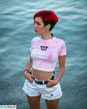Nyukix / nyukix_ / omgcosplay nude photo #0497
