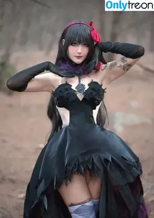 Nyukix / nyukix_ / omgcosplay nude photo #0699