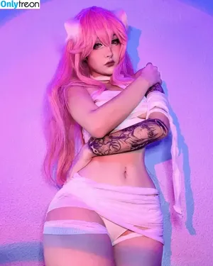 Nyukix / nyukix_ / omgcosplay nude photo #0832