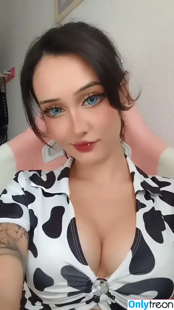 Nyukix nude photo #0320 (nyukix_ / omgcosplay)