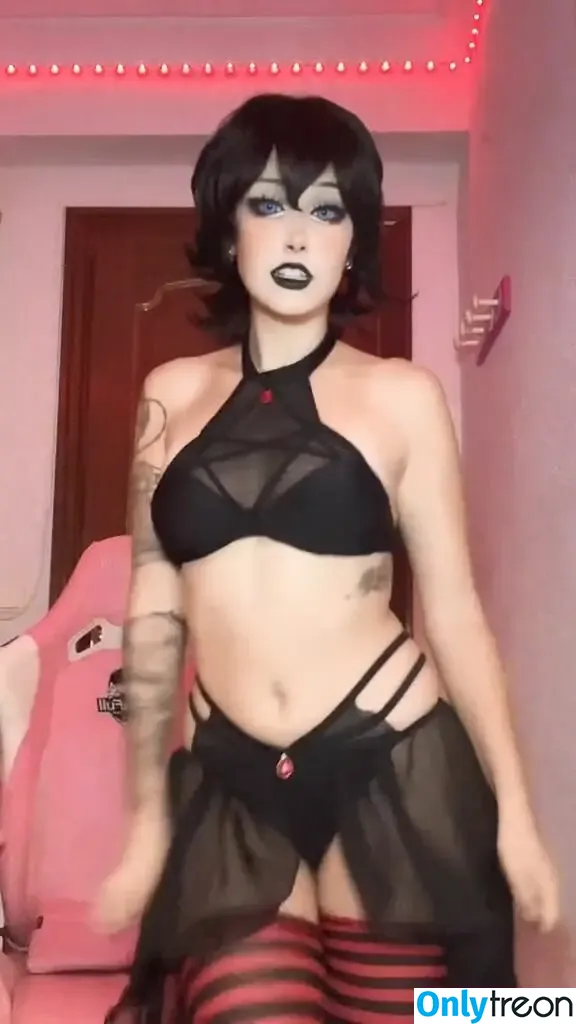 Nyukix nude photo #0577 (nyukix_ / omgcosplay)