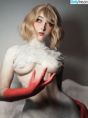 Nyukix / nyukix_ / omgcosplay nude photo #1040