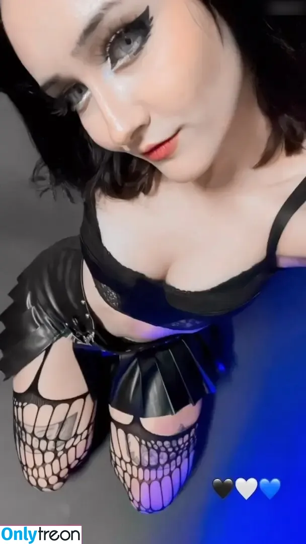 Nyukix nude photo #1179 (nyukix_ / omgcosplay)