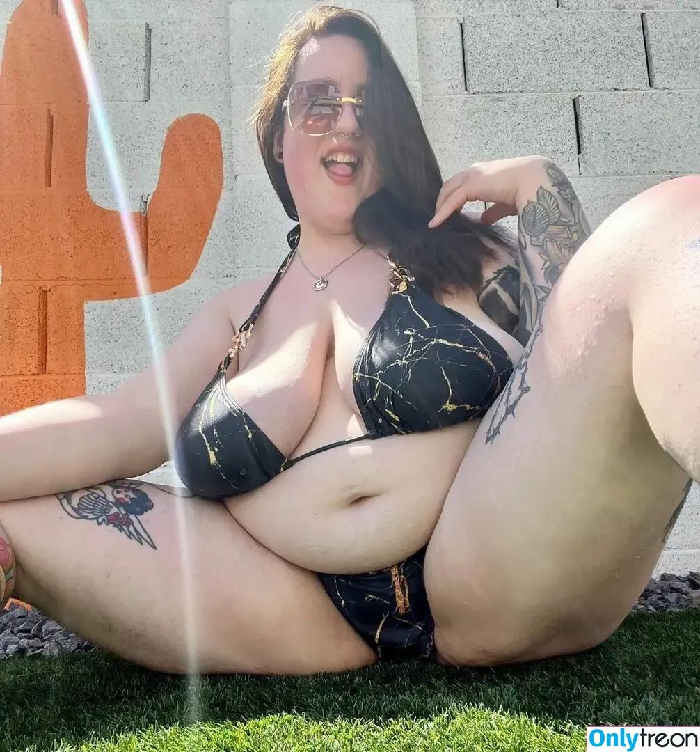 NyxieAssists nude photo #0023 (NaughtyNyxie / Nyxie Knight / nyxieknight)