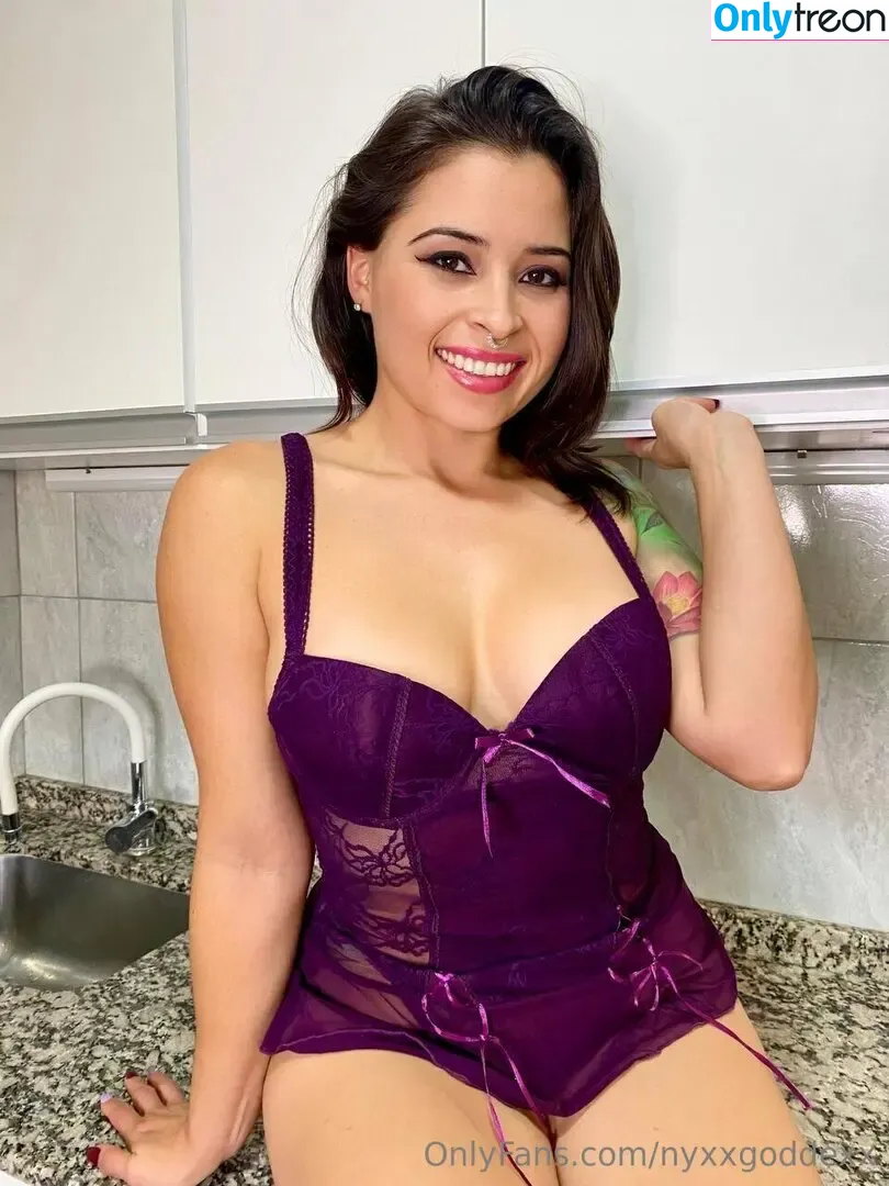 nyxxgoddexx nude photo #0001 (missgoddessnyx)