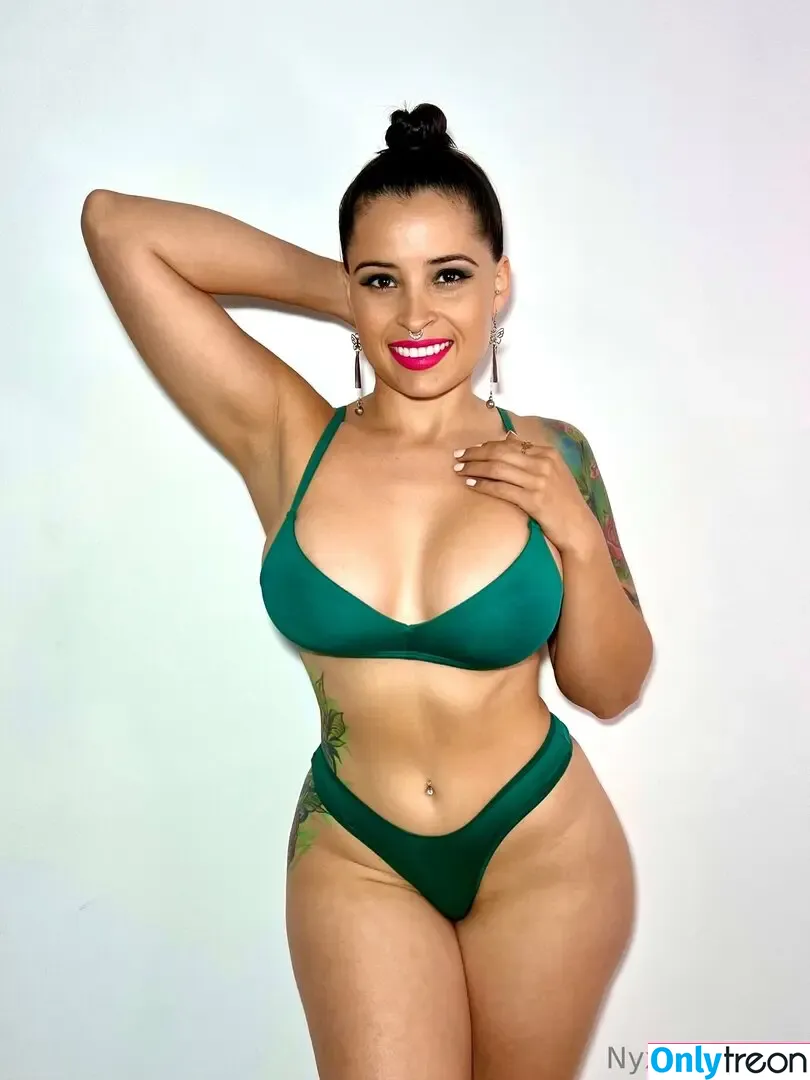 nyxxgoddexx nude photo #0016 (missgoddessnyx)