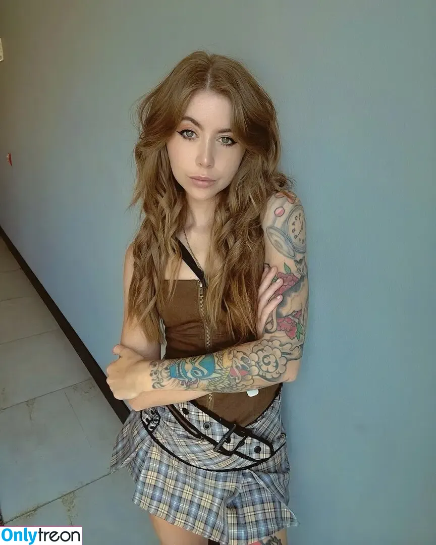 Nyybeats nude photo #0157 (Nyybeats)