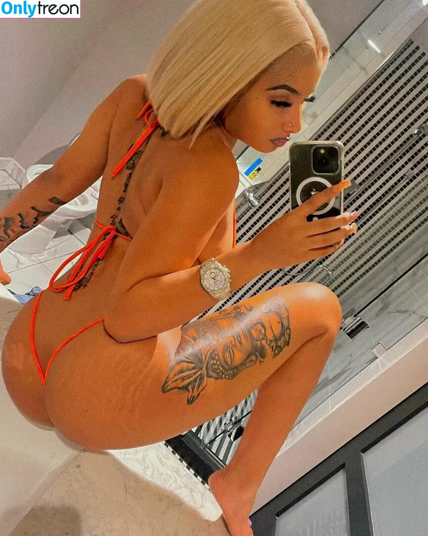 o0nly.mar nude photo #0001 (chiinaredd)