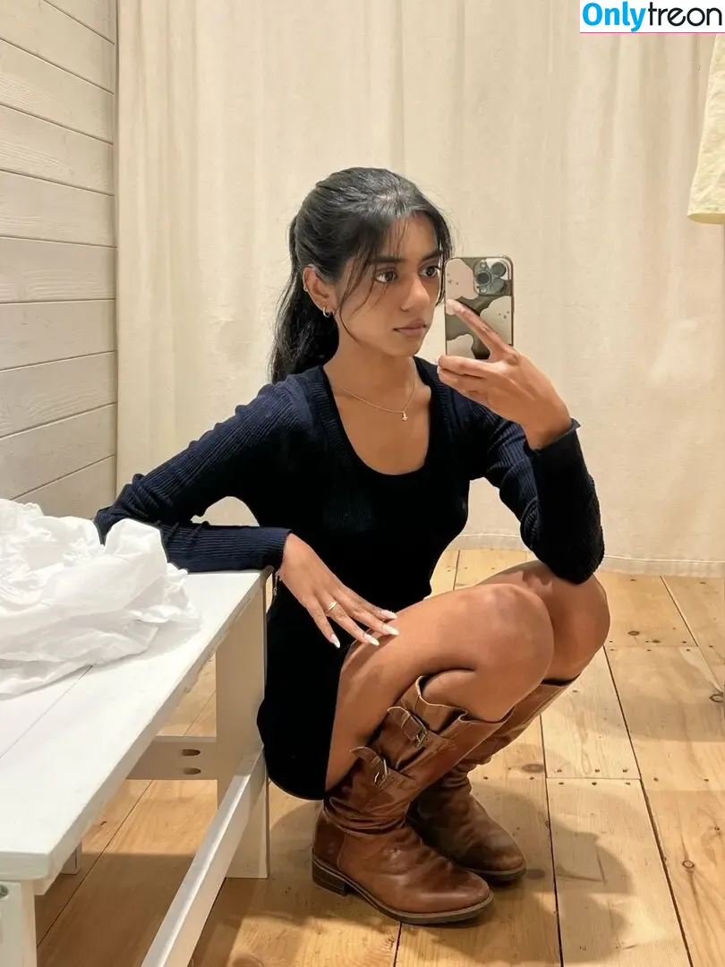 O6i2 nude photo #0051 (douxgf / fuitsnack)