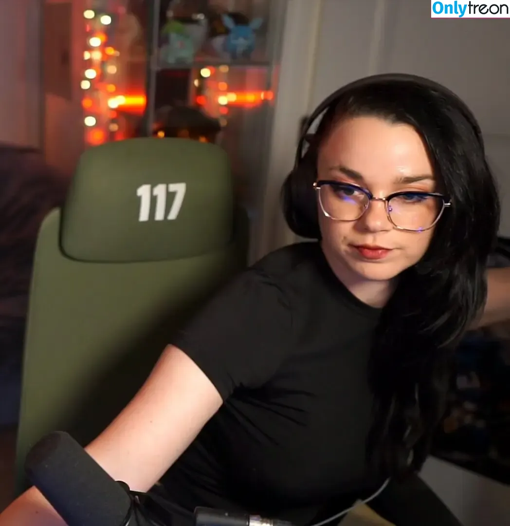 Oathxx nude photo #0015 (HTTPS:)