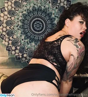 oceanathehippie.xxx / oceanathehippie nude photo #0009