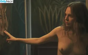 Odessa Young / ohthatsodessa nude photo #0001