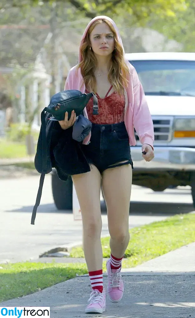 Odessa Young nude photo #0018 (ohthatsodessa)