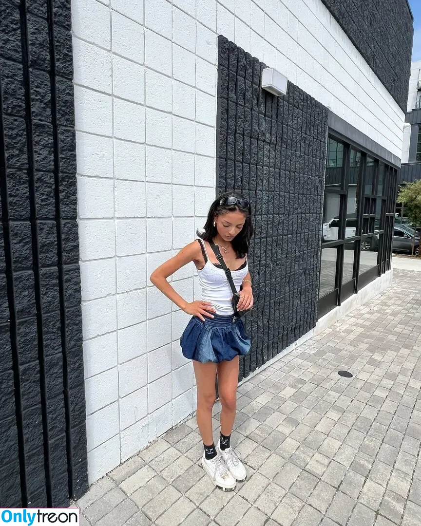 Official.Anaiis nude photo #0126 (React girl)