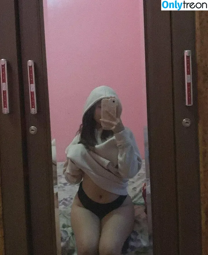 official_kh4sly nude photo #0017 (official_kh4sly)