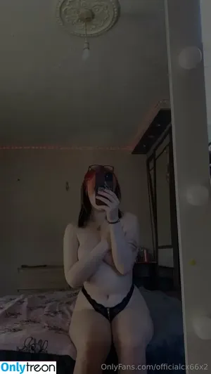 officialcx66x2 / officialcx66 nude photo #0013