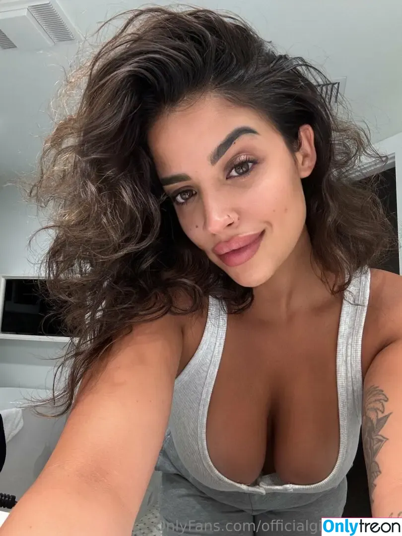 officialgiannamarie nude photo #0036 (officialgiannamariexx)