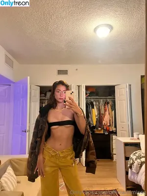  nude photo #0007
