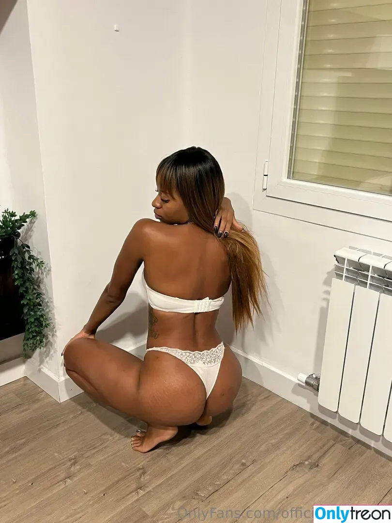 officiallinablack nude photo #0224 (lina___black)