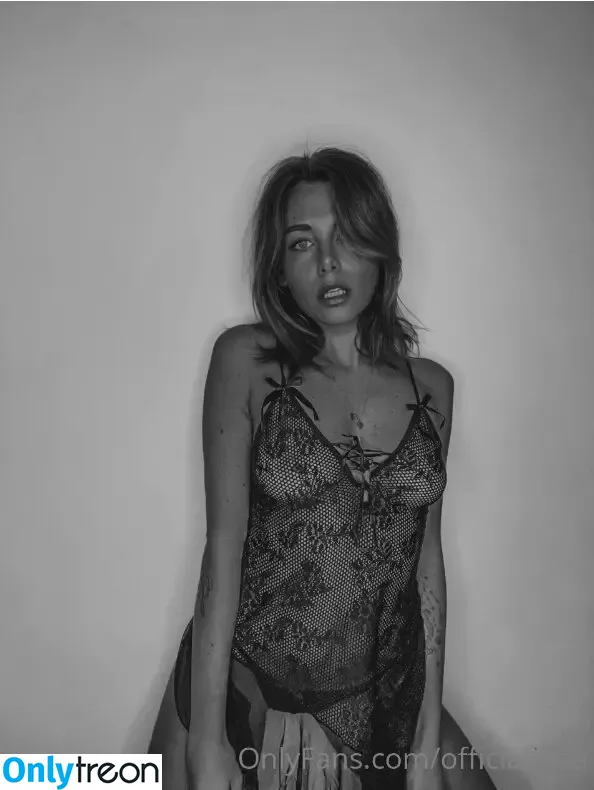 Officialrosa nude photo #0061 (officialrosaa_)