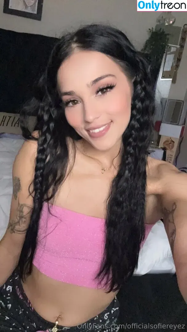 officialsofiereyez nude photo #0023 (theonlysofiereyez)