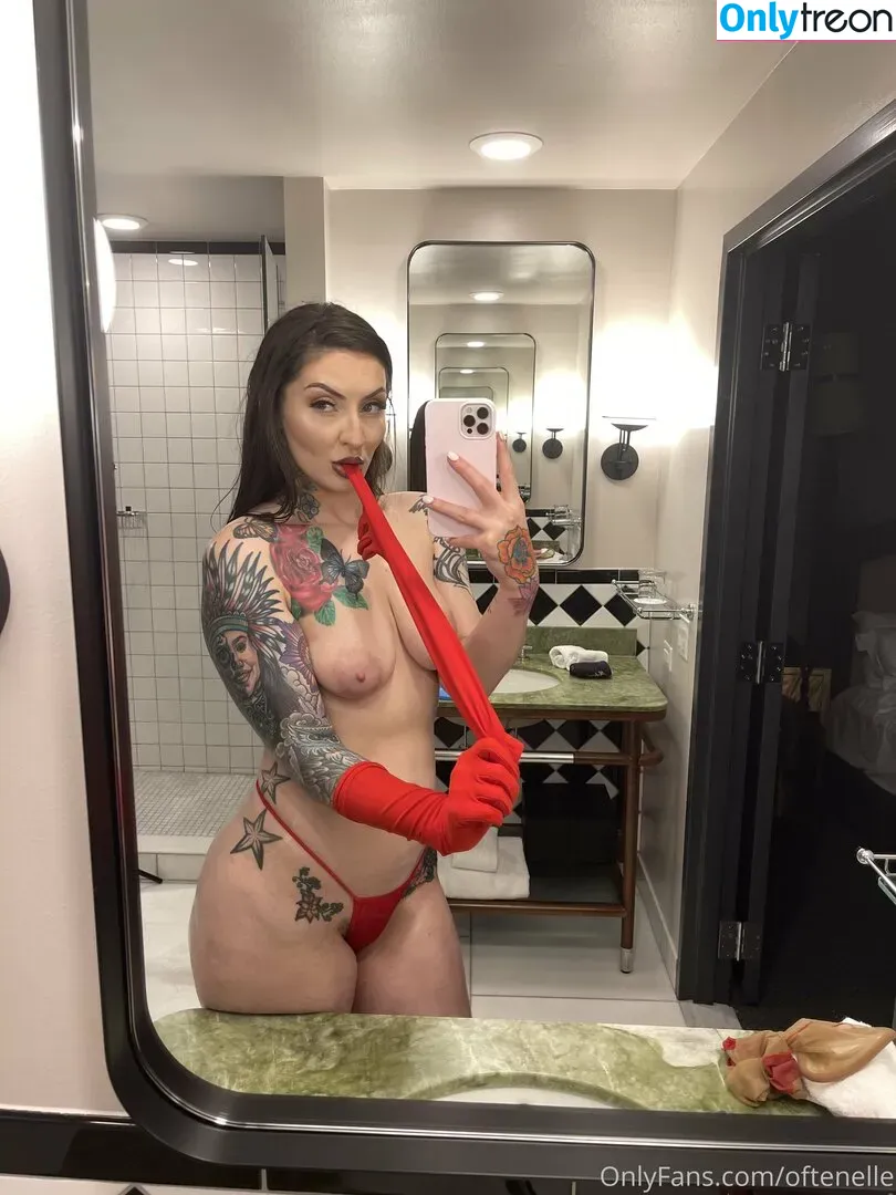 OftenElle nude photo #0099 (OftenElle)