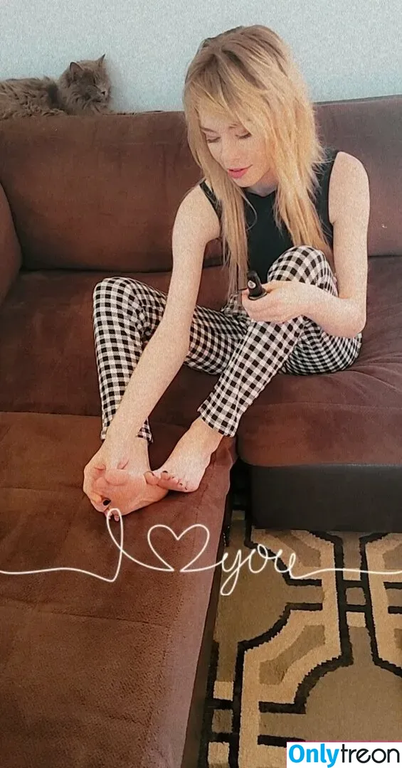 ogfeet nude photo #0001 (ogfeet2)