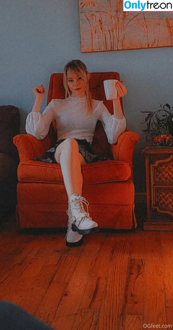 ogfeet nude photo #0002 (ogfeet2)