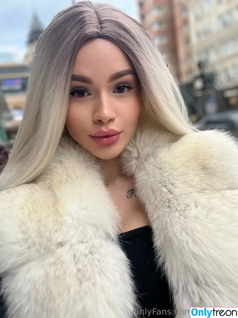 ohh_bella nude photo #0015 (Bella Cos / ohhbella__)