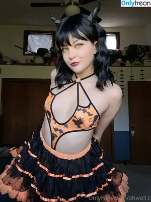 ohwelltea / ohwell.tori nude photo #0005