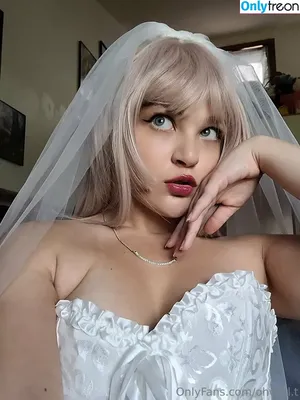 ohwelltea / ohwell.tori nude photo #0008